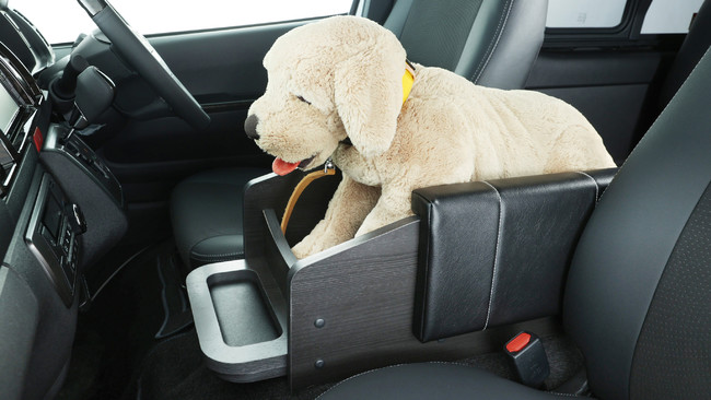 ハイエース専門店を全国展開するFLEX（フレックス）から愛犬家専用ハイエース「DOG VAN」（ドッグバン）が登場！のサブ画像7_わんわんシート