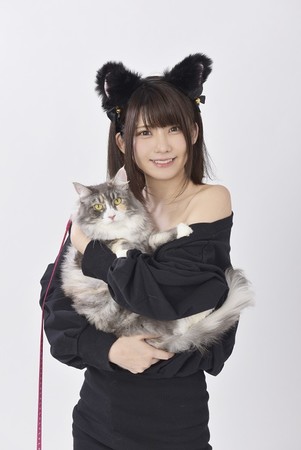 芸能界の猫好きNo.1が決定！「“えなこ×さらば森田の猫しか勝たん”presents猫-1グランプリ」テレビ大阪2022年1月2日(日)深夜0時放送！のサブ画像6_えなこ