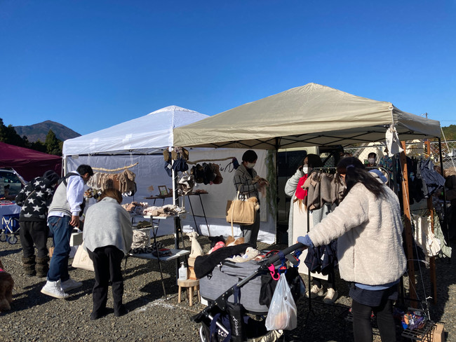 【イベントレポート】犬とキャンプを融合したイベントに1日で約2,000人が来場。キャンプ場近くの遊休地を有効活用して地域活性化に一役買うアウトドアマルシェが大盛況！のサブ画像2