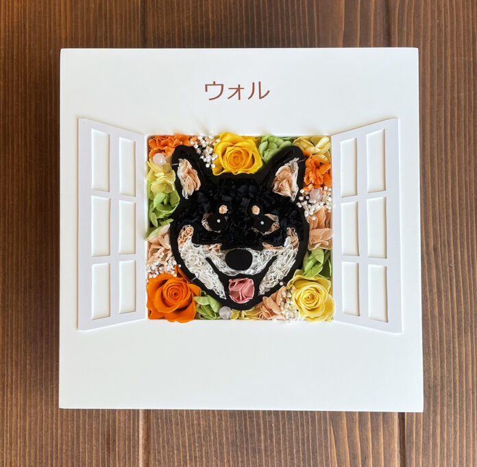 ペットが窓からお見送りしているよう！？枯れないお花で描いた、愛するペットの似顔絵フラワー「窓付きマイペットフラワー」。のメイン画像