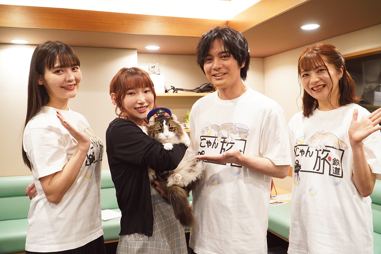 【日本最大級のねこ写真パネル＆グッズ展「ねこにすと５０　ねこにすとEXPO」〜浅草猫篇〜】浅草・台東館にて大型コラボ特別３DAYS開催！のサブ画像8_©劇場版「にゃん旅鉄道」製作委員会