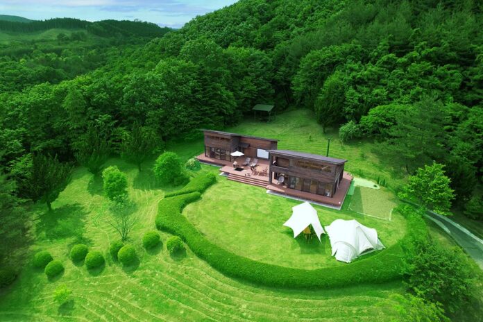 【リゾートグランピング.com新掲載】茨城県高萩市/東京ドーム28個分の広大な敷地に佇む、非日常のプライベートヴィラ【天空の庭　天馬夢~amamu~】のメイン画像