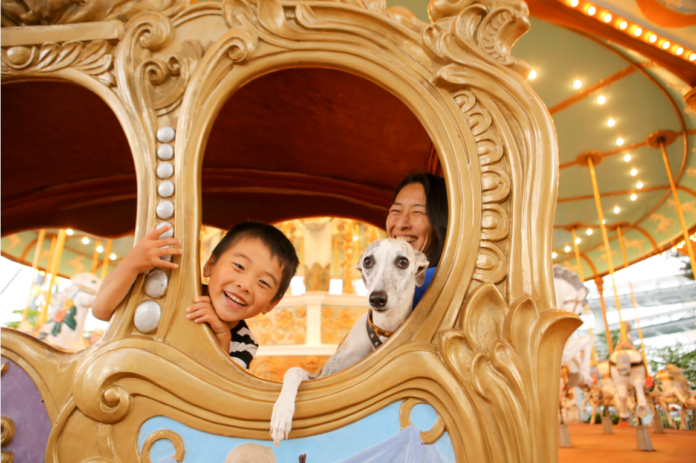 入園無料の富士急で、愛犬と一緒に遊園地を楽しもう!!11（ワンワン）月は「ふじＱワンぱーく」のメイン画像