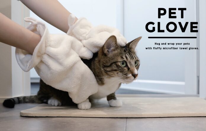 【新商品】お風呂上がりになでるだけでサッと吸水！わんちゃん猫ちゃんのための吸水グローブのメイン画像