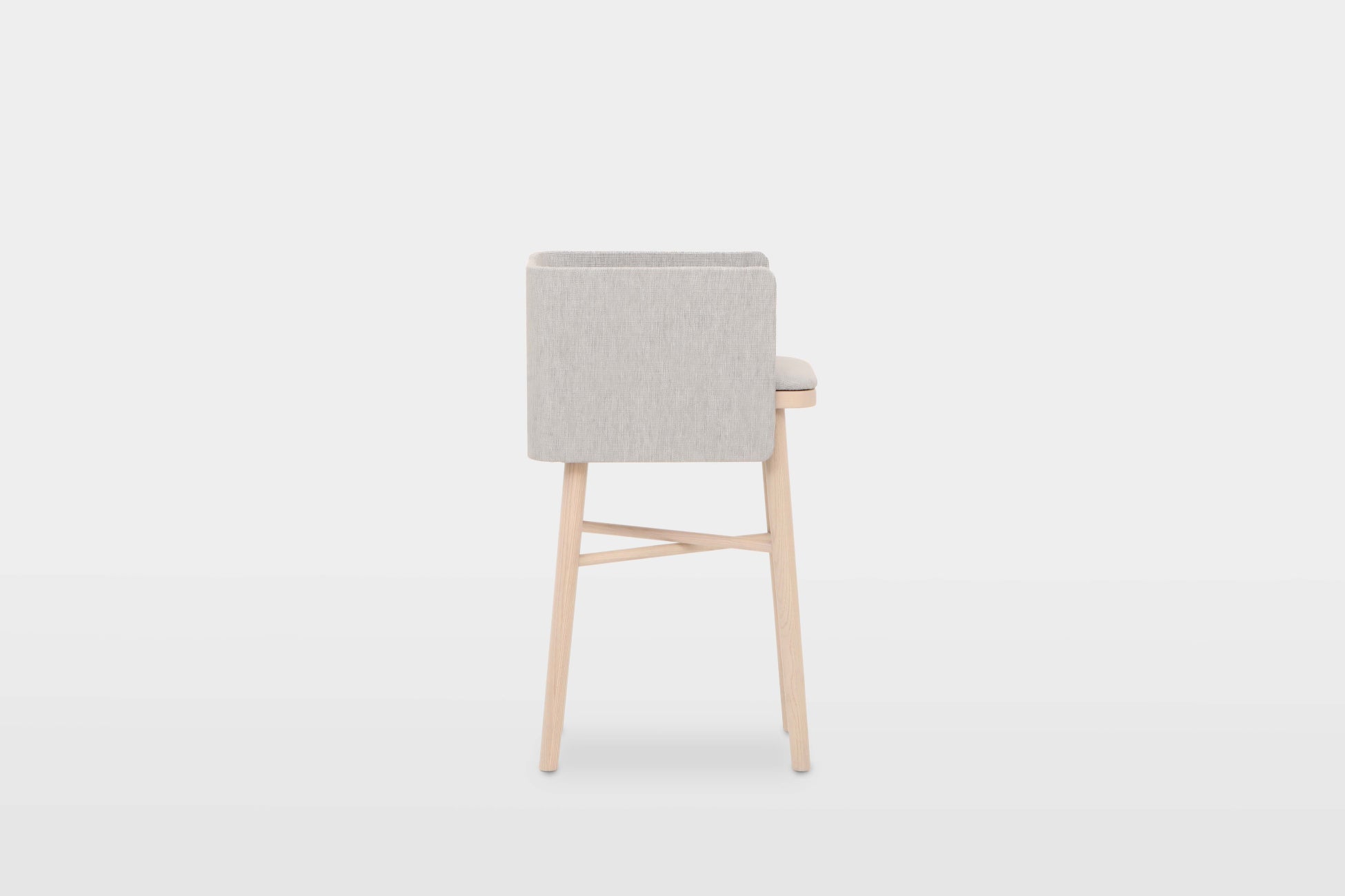 愛する家族のための家具「family&furnitures」より、ペット専用ダイニングチェアの登場ですのサブ画像6