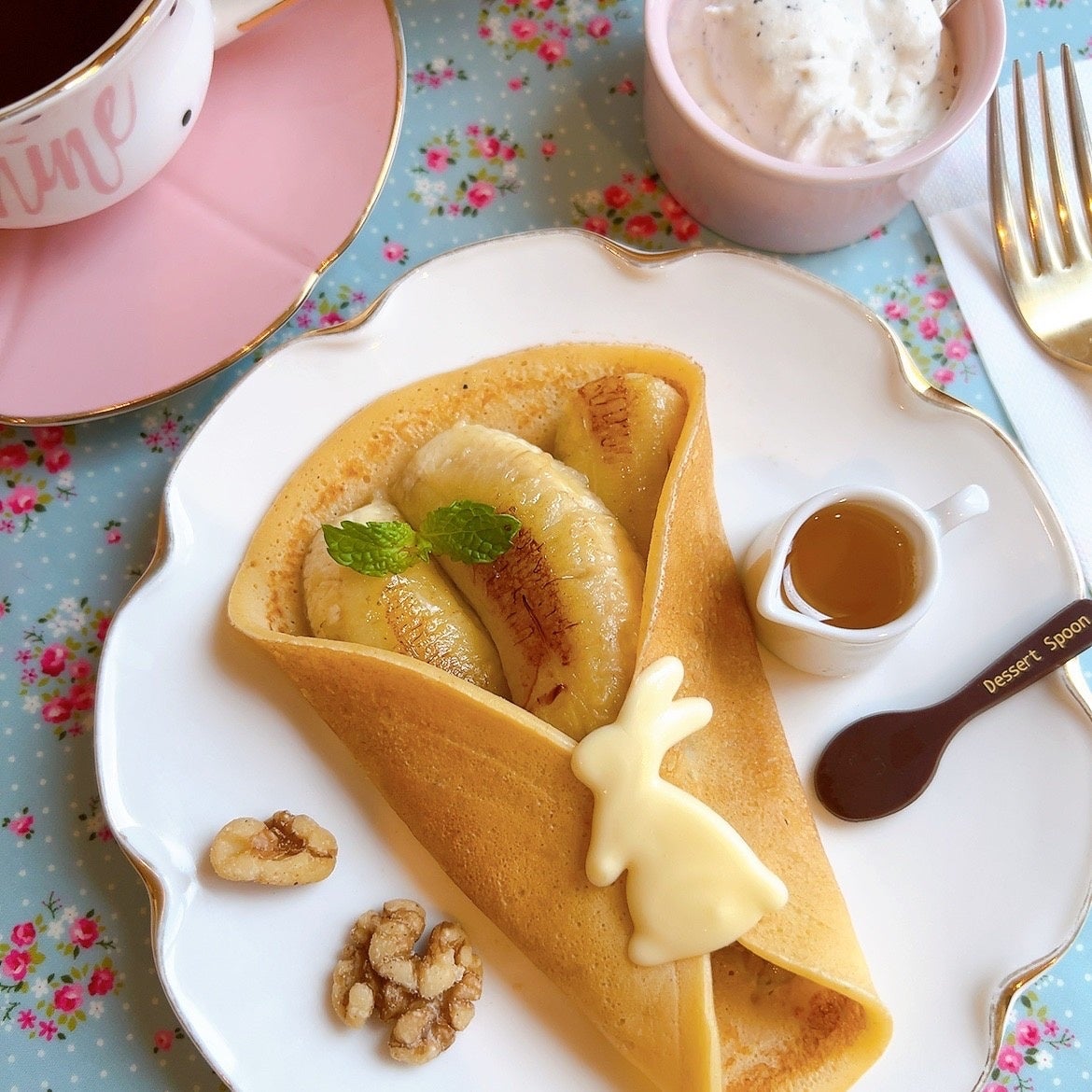 ワンちゃんを連れて入店OK！兵庫・西宮のフラワーカフェ「マイペリドットカフェ」に、不思議の国のアリスをイメージしたピザやスイーツなど、写真映えしておいしい新メニューが登場。のサブ画像13