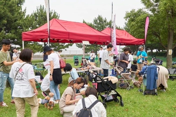 【ペットゴー協賛】動物保護団体の卒業犬と迎え主の里帰りイベント「HOMECOMING PARK」を6/10（土）に開催しましたのサブ画像11_チャリティ物販