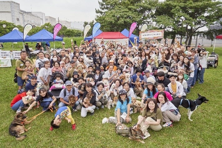 【ペットゴー協賛】動物保護団体の卒業犬と迎え主の里帰りイベント「HOMECOMING PARK」を6/10（土）に開催しましたのサブ画像12_集合写真