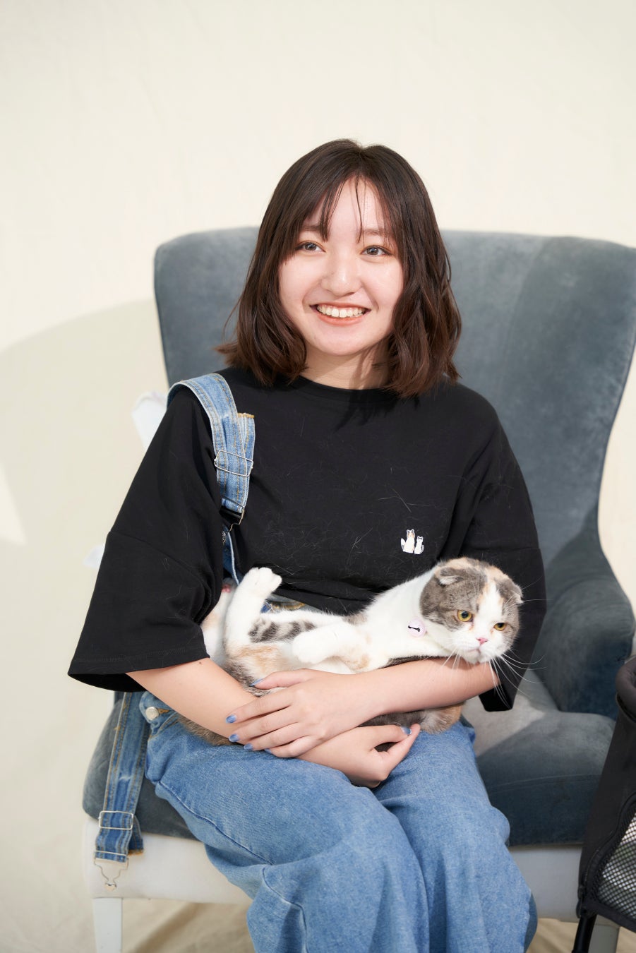 犬猫健康アプリの「ペトナビ」が、愛犬愛猫と共に楽しむ、美容イベント【うちの子と。】を開催！女優 谷 花音さんと、愛猫3匹がお揃い衣装で写真撮影に臨み、「素敵な思い出になりました」と笑顔を見せた。のサブ画像10