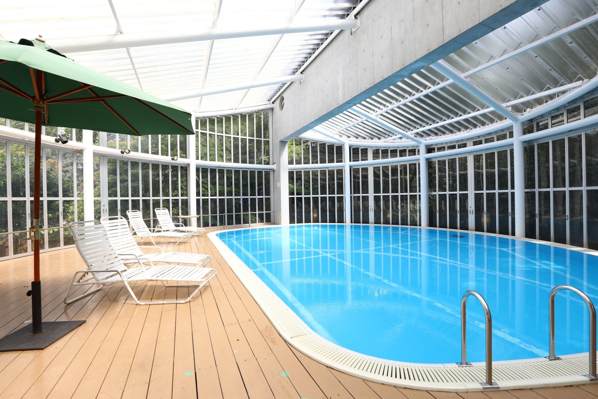 有馬温泉　元湯　古泉閣「The Lodge ARIMA Resort」ワンちゃんと泊まれる1棟貸しコテージオープンのサブ画像8_プールイメージ