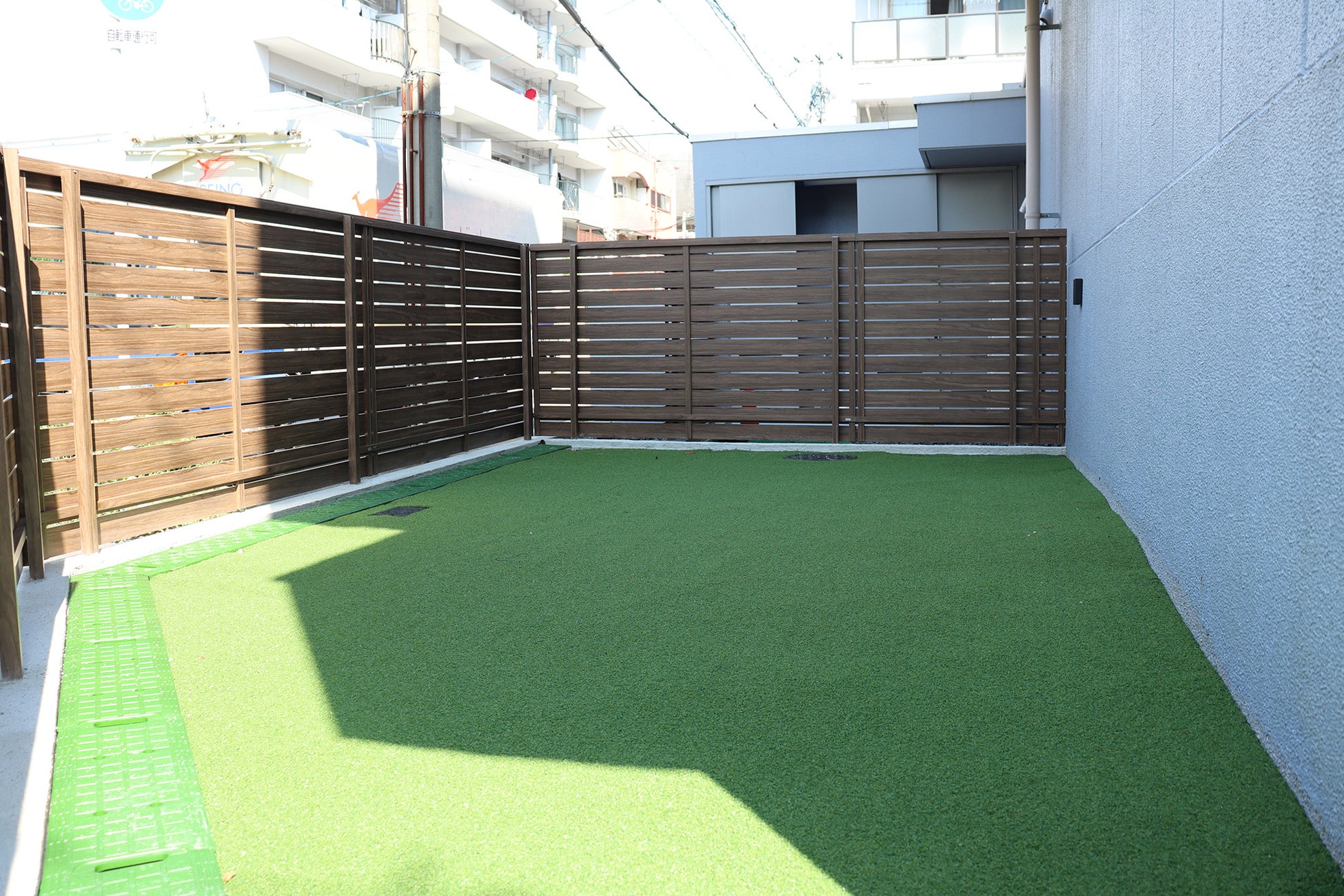 ワンちゃんと一緒に暮らせるペット共生型シェアハウス「ペミリ住之江（Pemily）」大阪・住之江区に2023年11月オープン＆入居者募集のサブ画像3_屋外ドッグラン