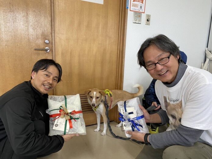 「小豆島産犬用歯みが木」をNPO法人犬猫愛護会「わんぱーく」に寄贈のメイン画像